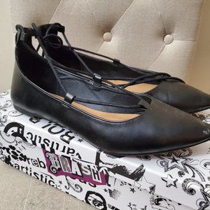 Black lace-up ballet flats